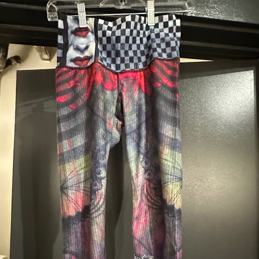 Niyama Sol Cropped Leggings Size M